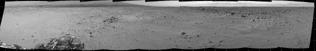 Mosaic of images taken by the Mars Rover Curiosity (Image NASA/JPL-Caltech)