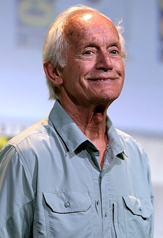 Happy birthday Lance Henriksen!