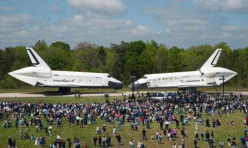 The Space Shuttle Orbiter Enterprise and the Space Shuttle Orbiter Discovery (Photo NASA/Smithsonian Institution/Carolyn Russo)