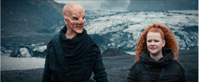 Saru (Doug Jones) and Sylvia Tilly (Mary Wiseman) in Far From Home (Image courtesy CBS / Netflix. All rights reserved)