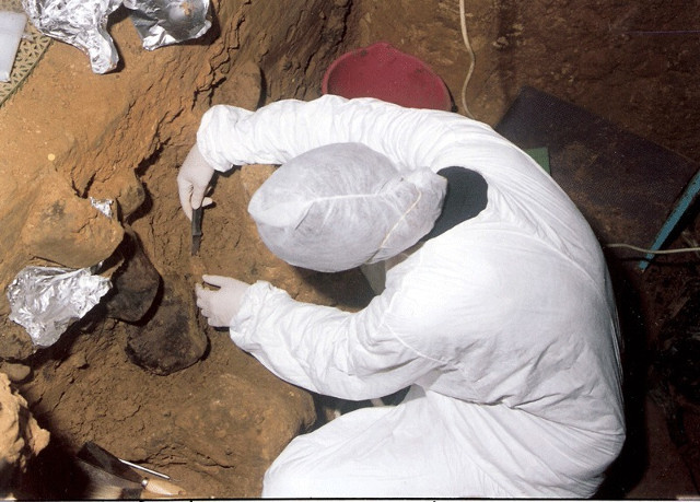 Sample-taking at the archeological site of El Sidrón, Spain (Photo courtesy El Sidrón research team)