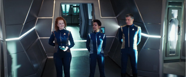 Ensign Sylvia Tilly (Mary Wiseman), Michael Burnham (Sonequa Martin-Green) and Captain Christopher Pike (Anson Mount) in Such Sweet Sorrow (Image courtesy CBS / Netflix. All rights reserved)