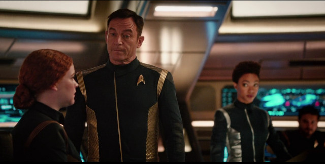 Sylvia Tilly (Mary Wiseman) , Gabriel Lorca (Jason Isaacs) and Michael Burnham (Sonequa Martin-Green) in Despite Yourself (Image courtesy CBS / Netflix)